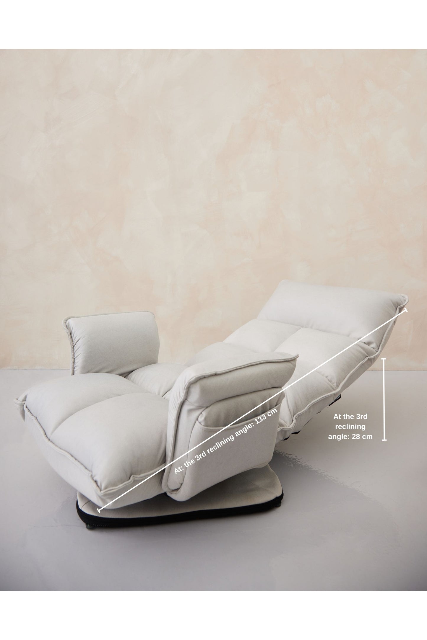 Joo 360 Winged Swivel Chair