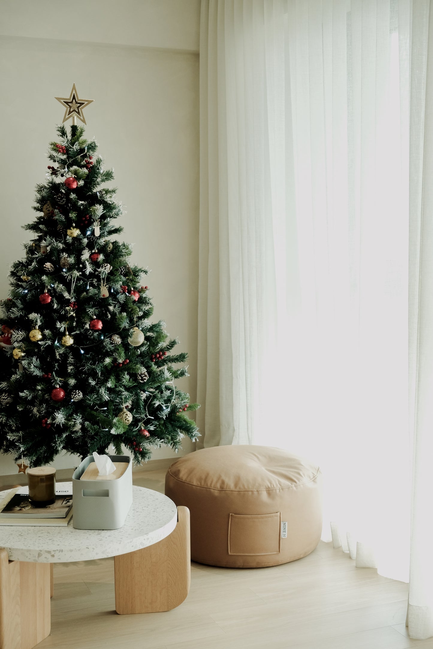 < Preorder 20% OFF > Kesseki Pouf in Waterproof Technology Fabric - Wood